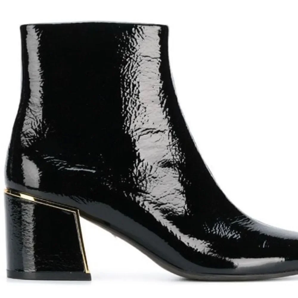 NIB Tory Burch Juliana Bootie Black Patent 8.5